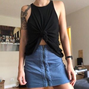 Flowy black ribbed tank